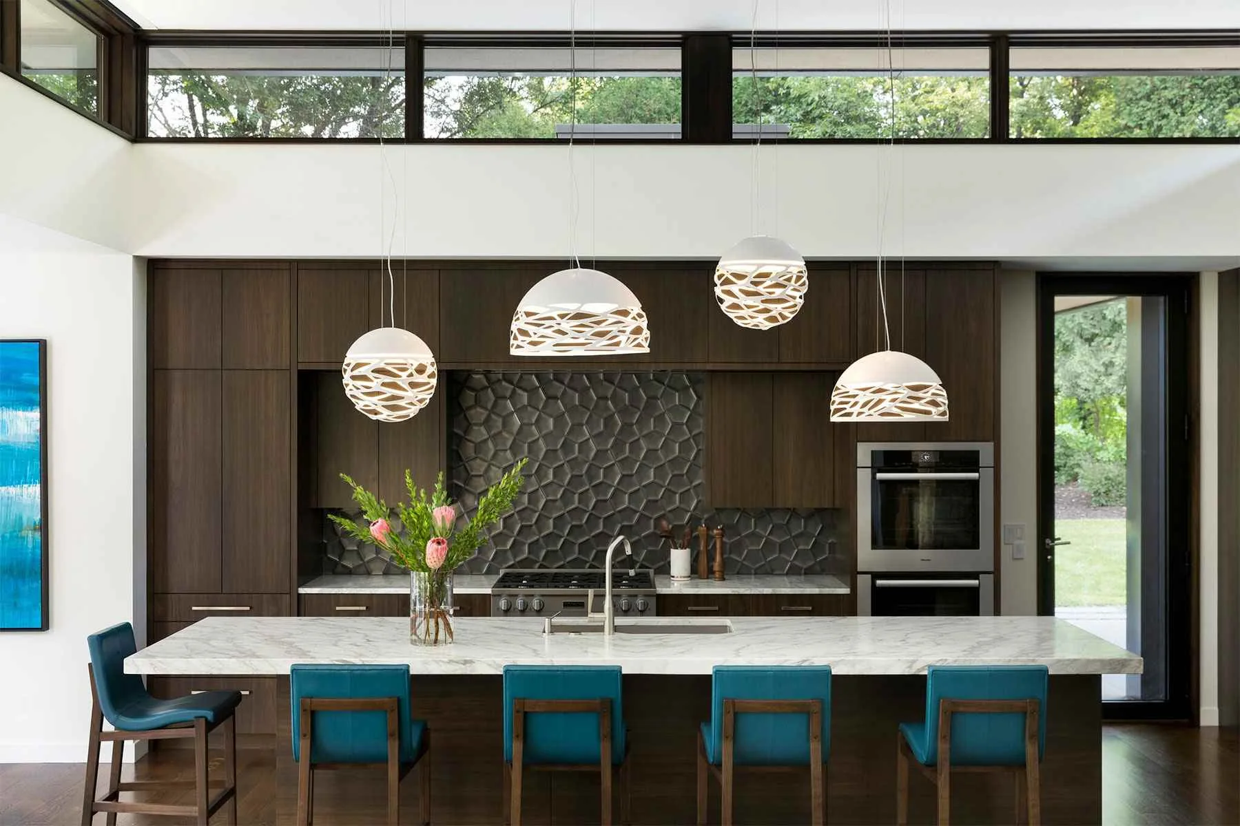 Bright kitchen with a central island